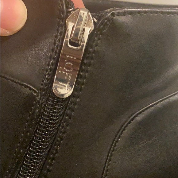 •LOFT• BLACK BOOTIES - Picture 4 of 10